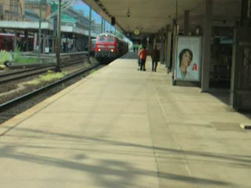 BR218-455 verlsst Hannover HBF mit einem RE nach Bad Harzburg (2.5.08)