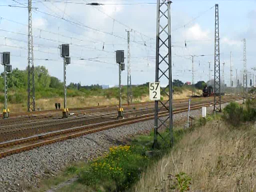 Dampflok BR 91 134 -DR- mit Sonderzug der MEF fhrt in den Haltepunkt Holdorf ein 12.09.2009