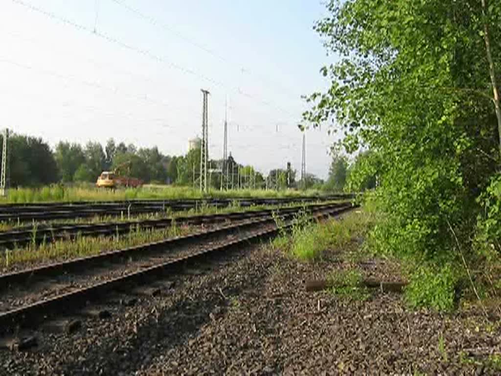 Der MGW Service Taurus 183 500 als Lz durch Eschwege West. 01.07.2009.