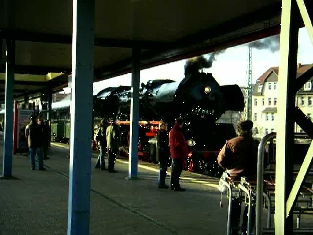 Der Sommergewinnexpress mit 41 1144-9 steht bereit zur Rckfahrt nach Saalfeld.