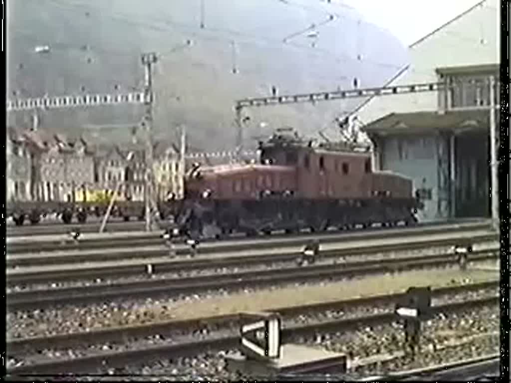 Die Ce 6/8 II 14253 wurde bei einem Besuch des Depots Erstfeld am 2. Oktober 1992 bewegt.