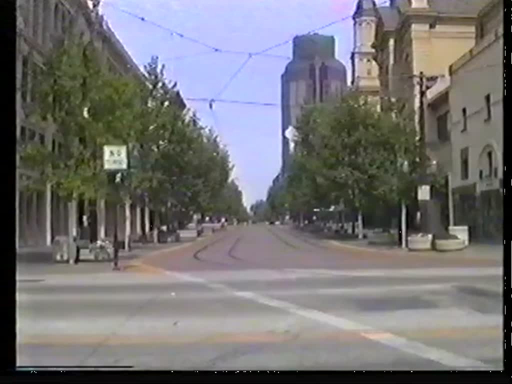 Die Stadtbahn von Sacramento im Mai 1991.