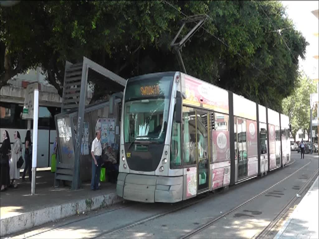 Die Straenbahn von Messina im Oktober 2013.