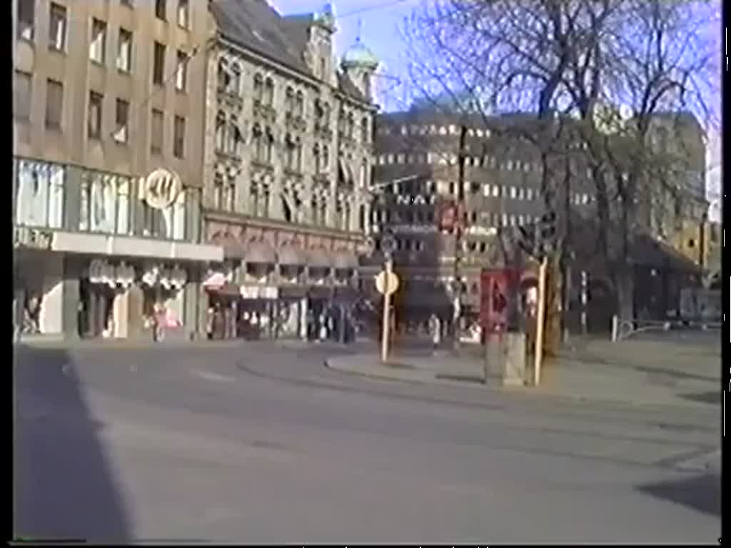Die Straenbahn in Oslo im April 1992.