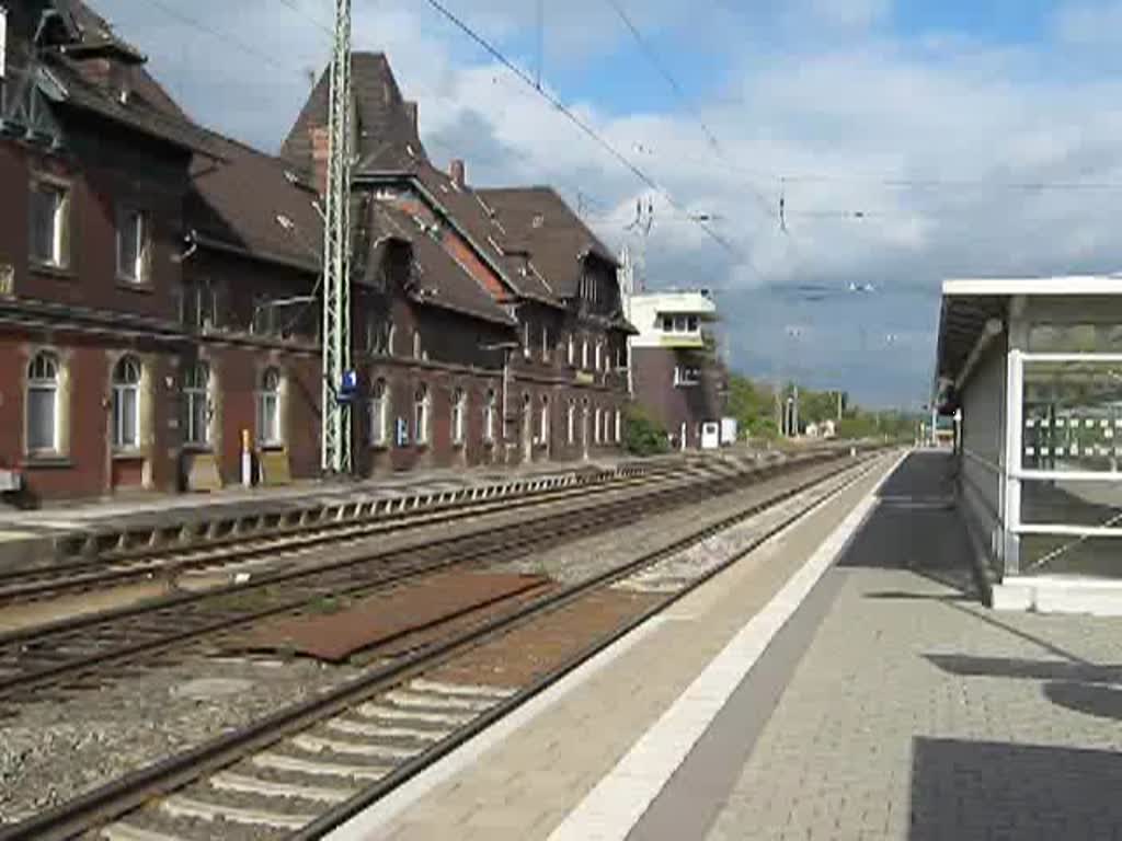 Die V1001-033 der OHE mit einem Leeren Holzzug in Fahrtrichtung Kassel durch Eichenberg. Aufgenommen am 23.09.2009.