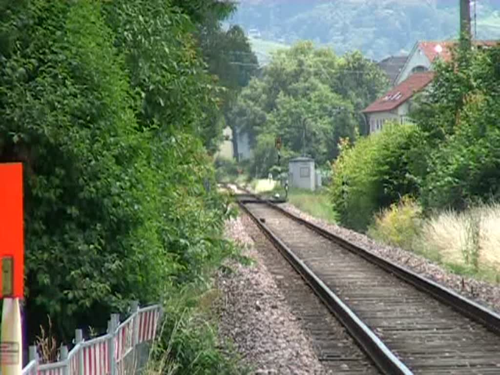 Die V70 der SWEG fhrt montags ohne neue Waggons fr die Fa. DOW nach Schwarzach zurck. (2:16 Minuten)