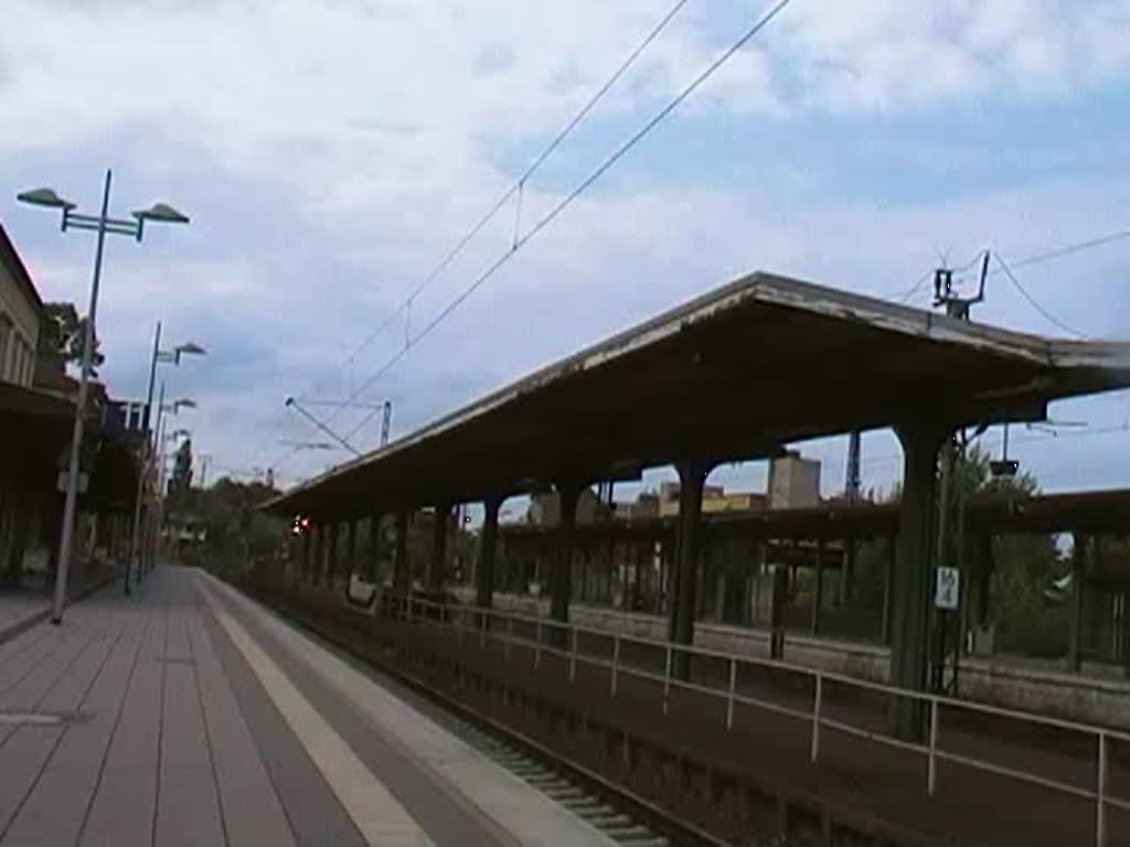 Durchfahrt einer E-Lok der BR 155 in Lehrte, am 08-08-10