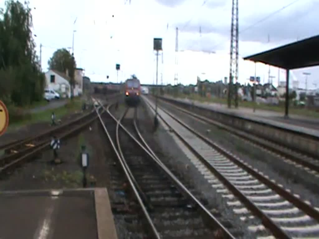 Ein BR 403 ICE 3 in Hanau Hbf am 28.08.10