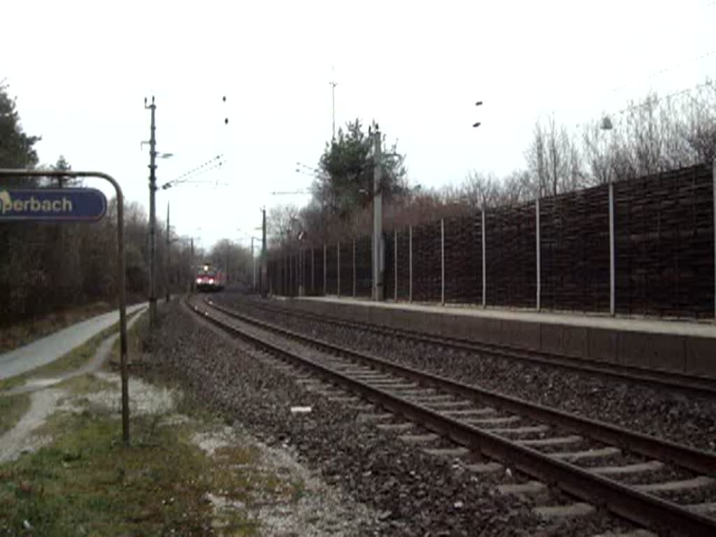 Ein Doppelpack BR 1X44 und eine Rola mit 1216er und 1X44 begegnen sich am 18.11.2008 bei Pill-Vomperbach.