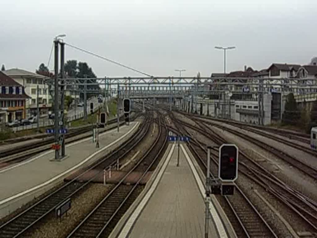 Ein IC Sandwich bei der Einfahrt in Spiez am 03.11.2007.