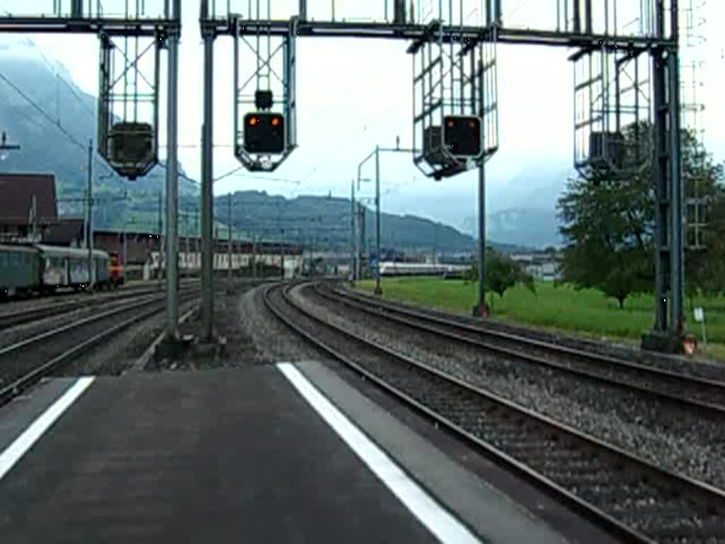 Ein ICN bei der Einfahrt in Schwyz. (08.09.2007)