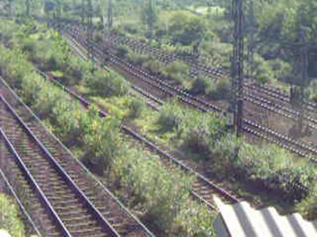 Ein Video aus vergangenen Tagen: Br 101 mit dem CNL aus Wien-Westbahnhof (noch im einheitlichen Blau) und dem NZ aus Milano Centrale kurz vor Kln Hbf. Ziel des Zuges war Dortmund Hbf.