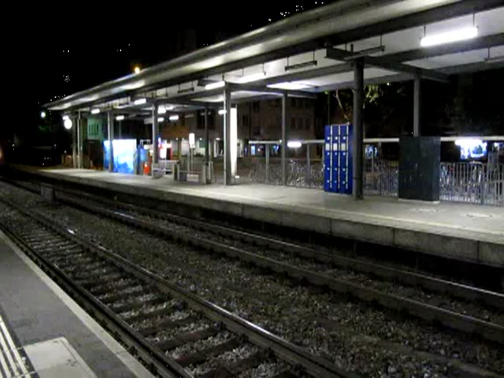 Eine Nacht in Pratteln. Re 6/6 mit gemischtem GZ,21.07.2010