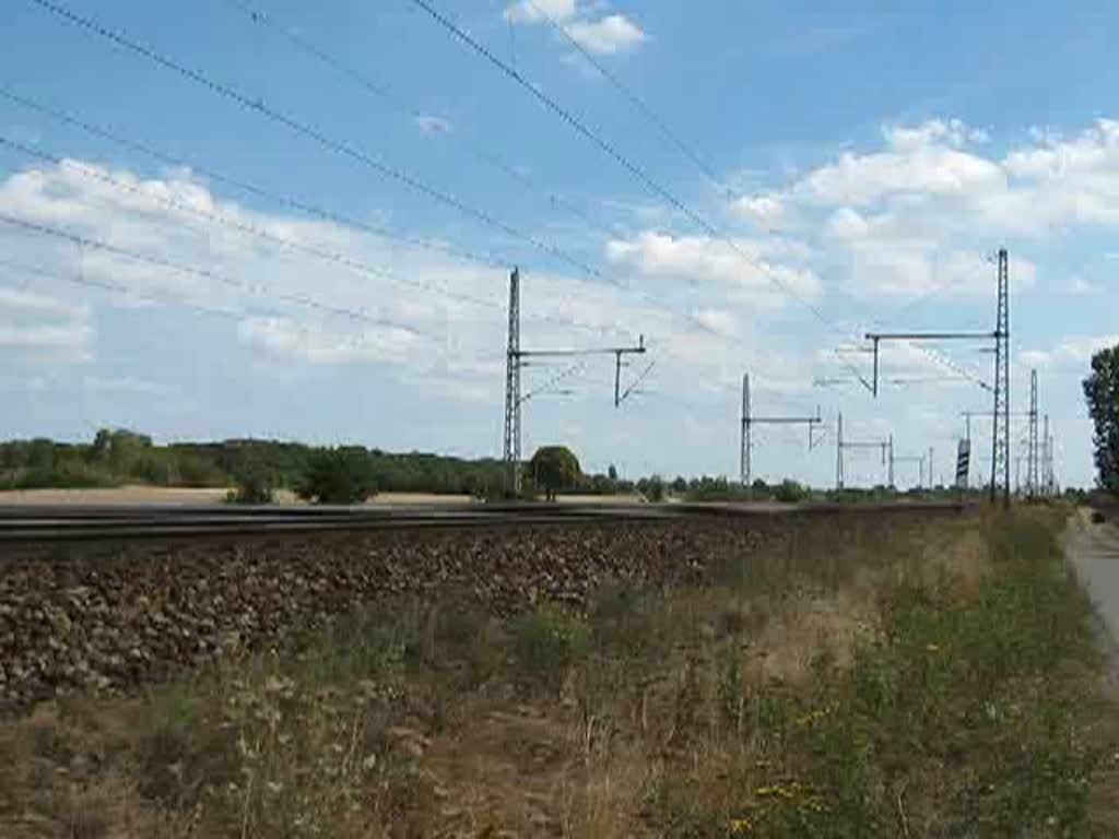 Eine Schweizerin fhrt fr die ITL: 481 002-4 in Fahrtrichtung Wunstorf. Aufgenommen am 27.08.2009 bei Dedensen/Gmmer.