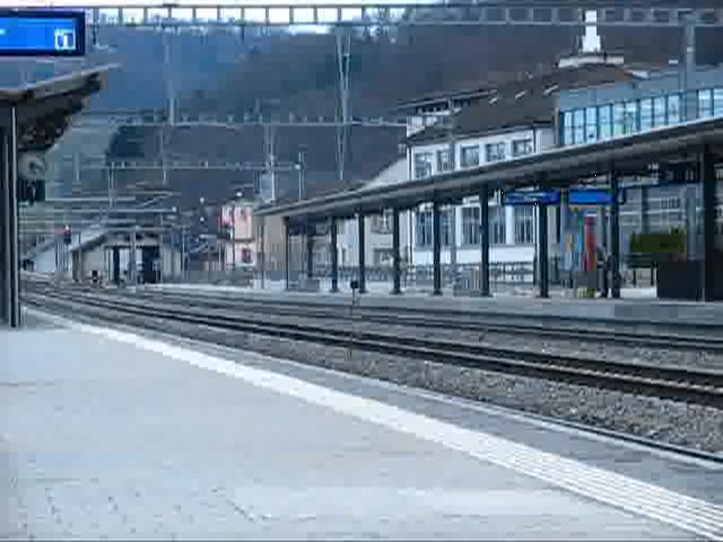 Eine Weisswurst fhrt auf dem Weg nach Basel am 24.02.2009 durch Sissach.