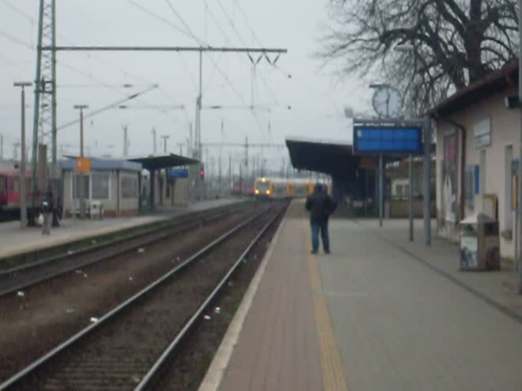 Einfahrt des ODEG-Sonderzuges am 10.12.08 nach Hagenwerder .