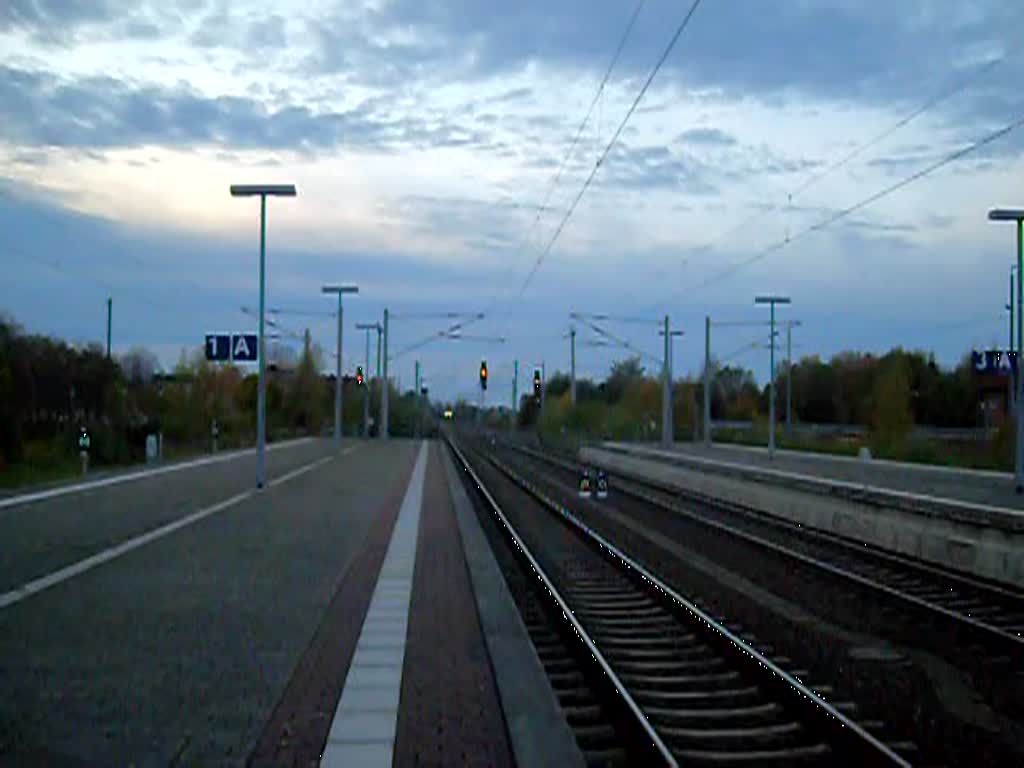 EVB mit einem Containerzug aus Richtung Uelzen.