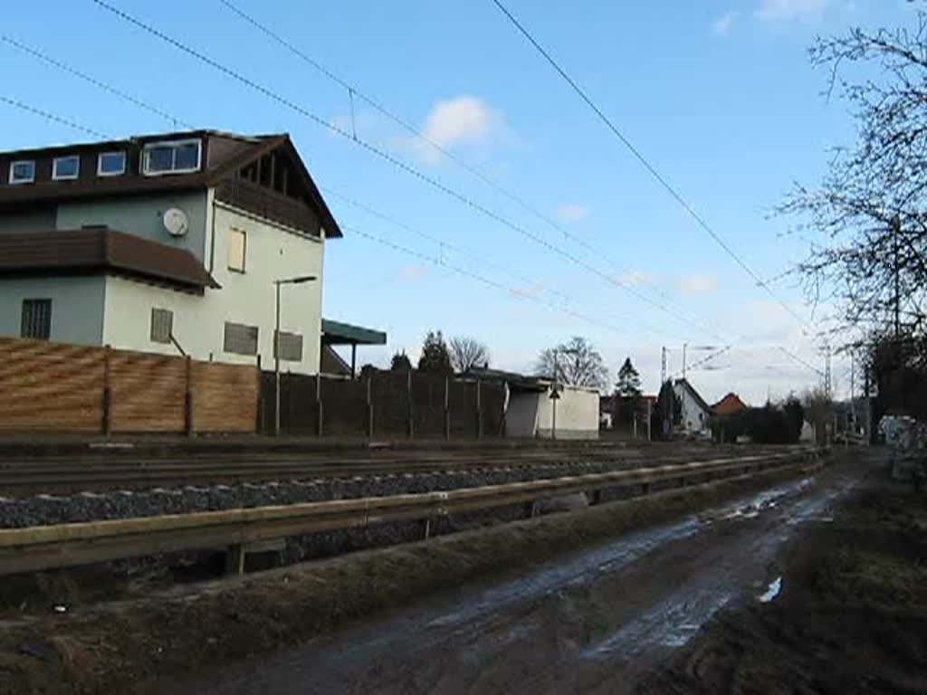 EVB/Railpool. 185 672-3 mit Containerzug in Fahrtrichtung Sden. Aufgenommen am 27.02.2010 in Ludwigsau Friedlos.