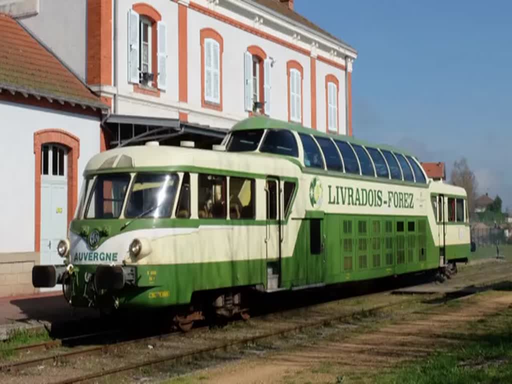 Fahrt mit dem  Train touristique du Livradois-Forez (X 4208 der Agrivap) von Ambert nach La Chaise Dieu für die DGEG am 7. April 2017.