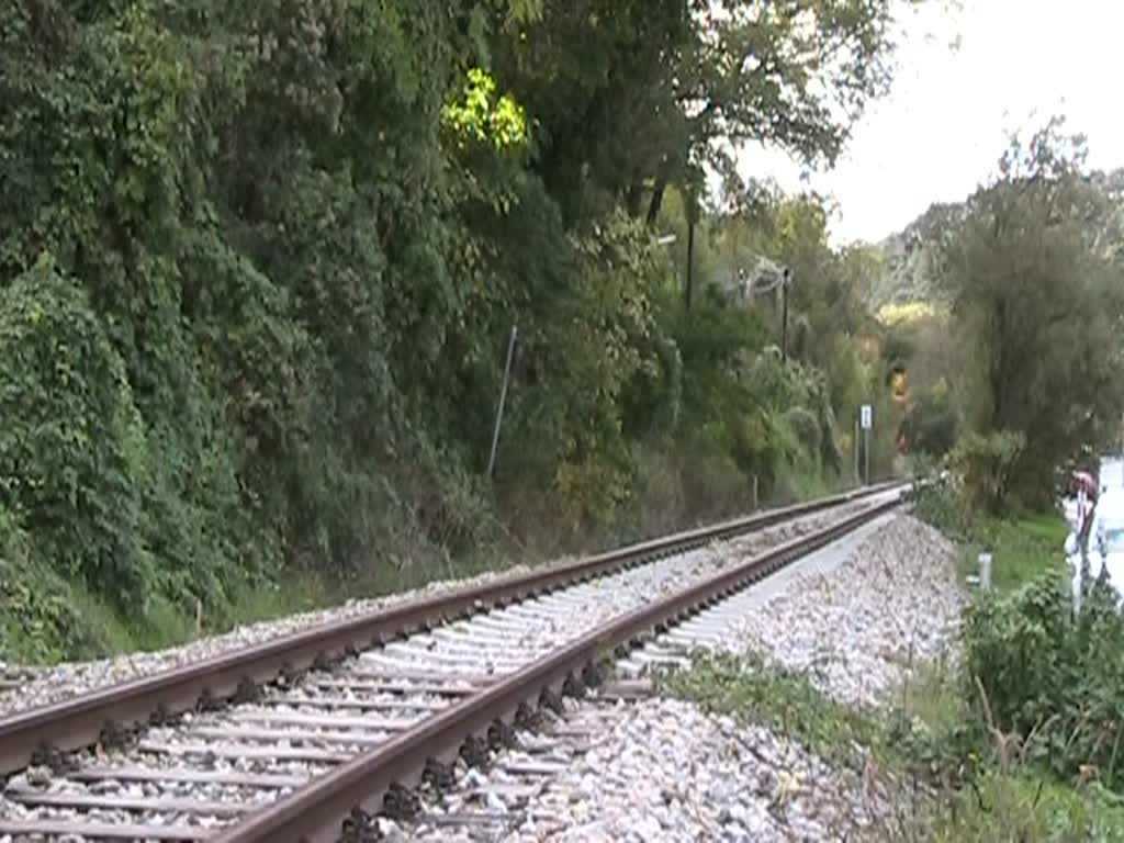 FROWOS 2062 053-0 fhrt am 13.10.2012 auf der Kaltenleutgebener Bahn als NF 19076 zwischen den ehemaligen Bahnhfen Neumhle und Rodaun beim Km 3,3 in Richtung Liesing.