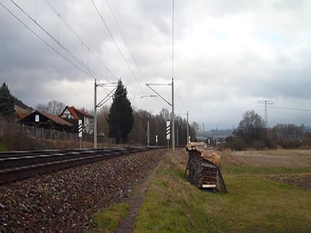 Glückstreffer zum Sonntag 152 138-4 kam am 01.03.15 mit dem LKW-Walterzug in Remschütz.