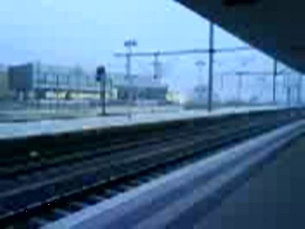Gterzugdurchfahrt auf Gleis 4 im Bielefelder Hbf