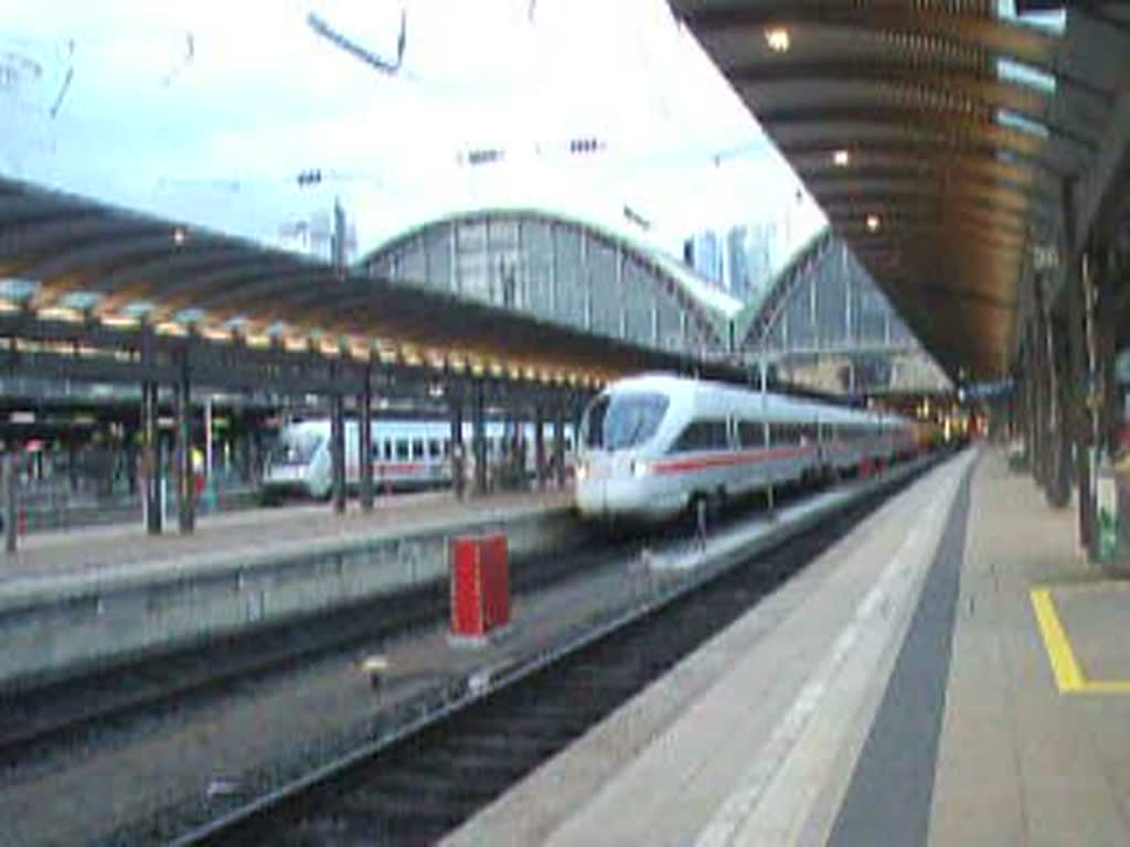 Hier zu sehen ICE-T  Br 411 nach Leipzig Hbf

Leider noch ein bisschen verwackelt (da dieses Video aus meinen Anfangszeiten ist) und nicht grad die Wunschgrafik. Bessere und neuere Videos unter www.myvideo.de/mitglieder/matoche