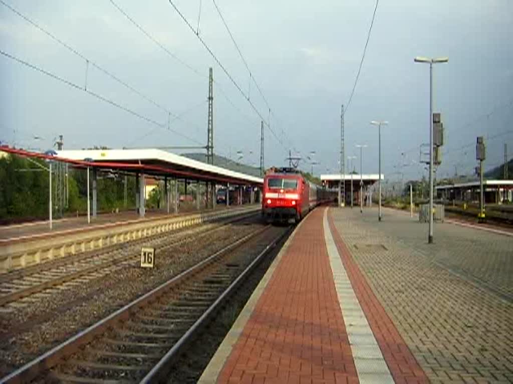 IC 1858 nach Stuttgart Hbf um 17.46 Uhr bei der Ausfahrt.20.09.09