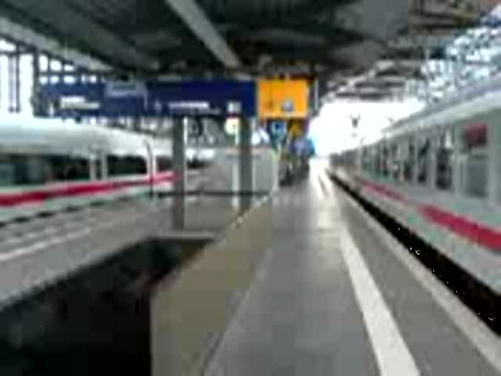 ICE, IC und RE verlassen den Bahnhof in Richtung Erfurt-Bischleben