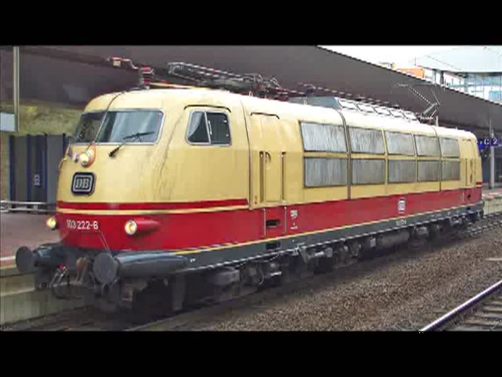 Lz Durchfahrt der 103 222-6 durch Kassel Wilhelmshhe. Aufgenommen am 05.04.2010.