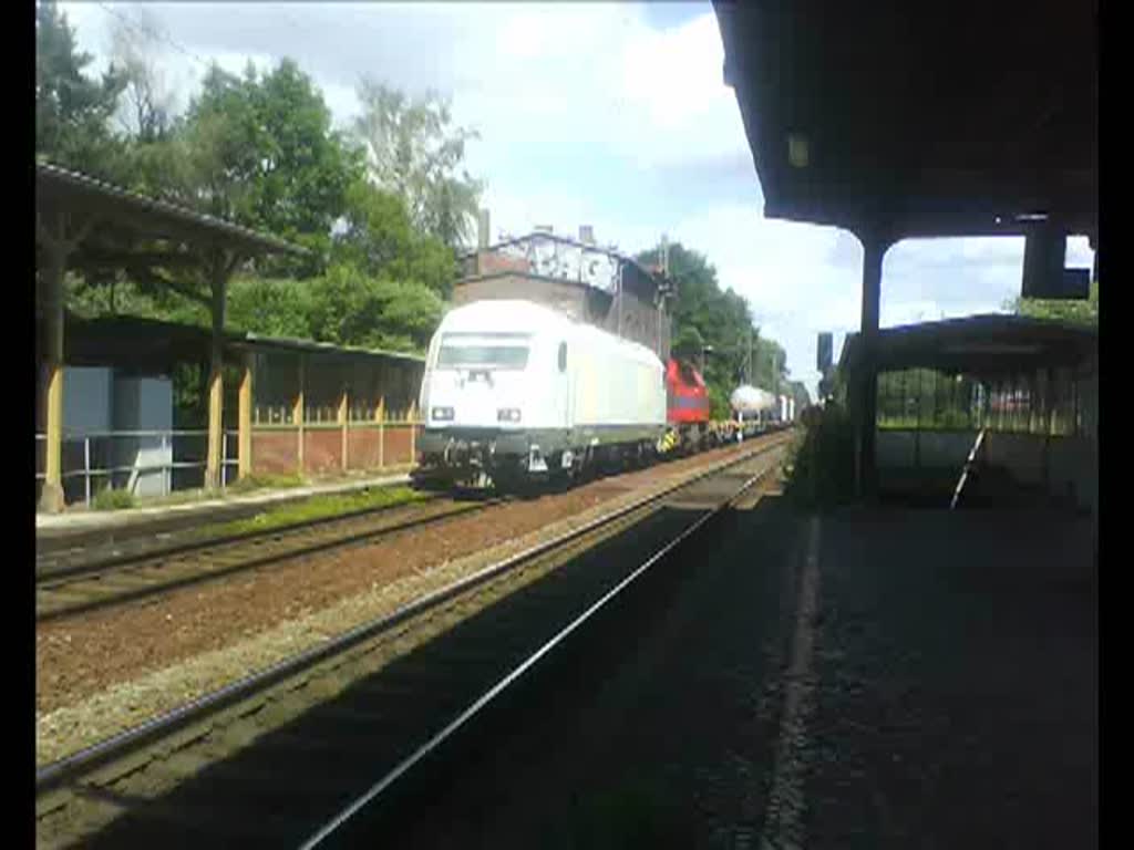 Mein 200. Video gehrt der 223 141 und einer MaK G 1000 BB die gemeinsam am 25.7.10 mit dem Enerconzug Leipzig-Leutzsch in Richtung Naumburg(S) durchfuhren.