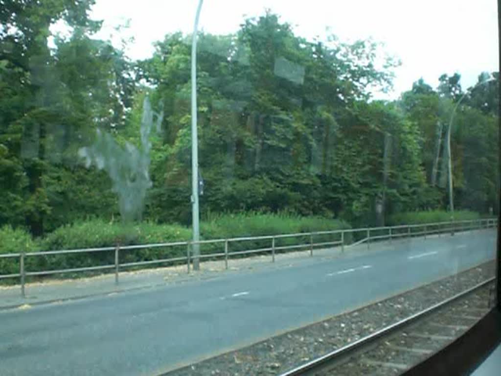 Mitfahrt in der Straenbahnlinie 12 zwischen den Haltestellen Berliner Allee/Indira-Ghandi-Strae und Falkenberger Strae/Berliner Allee.(25.7.2010)