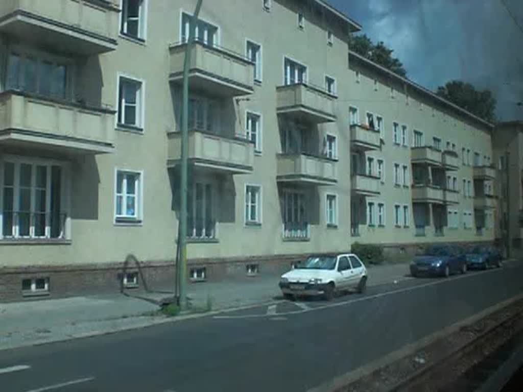 Mitfahrt in der Straenbahnlinie 27 zwischen den Haltestellen Buschallee/Hansastrae und Stadion Buschallee/Suermondstrae.(25.7.2010)