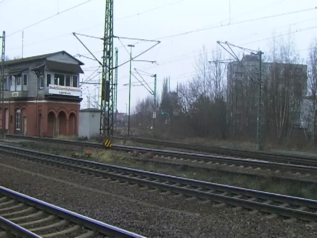 Private 185 E-Lok mit Kohleganzug in Lehrte am 24.01.2011.