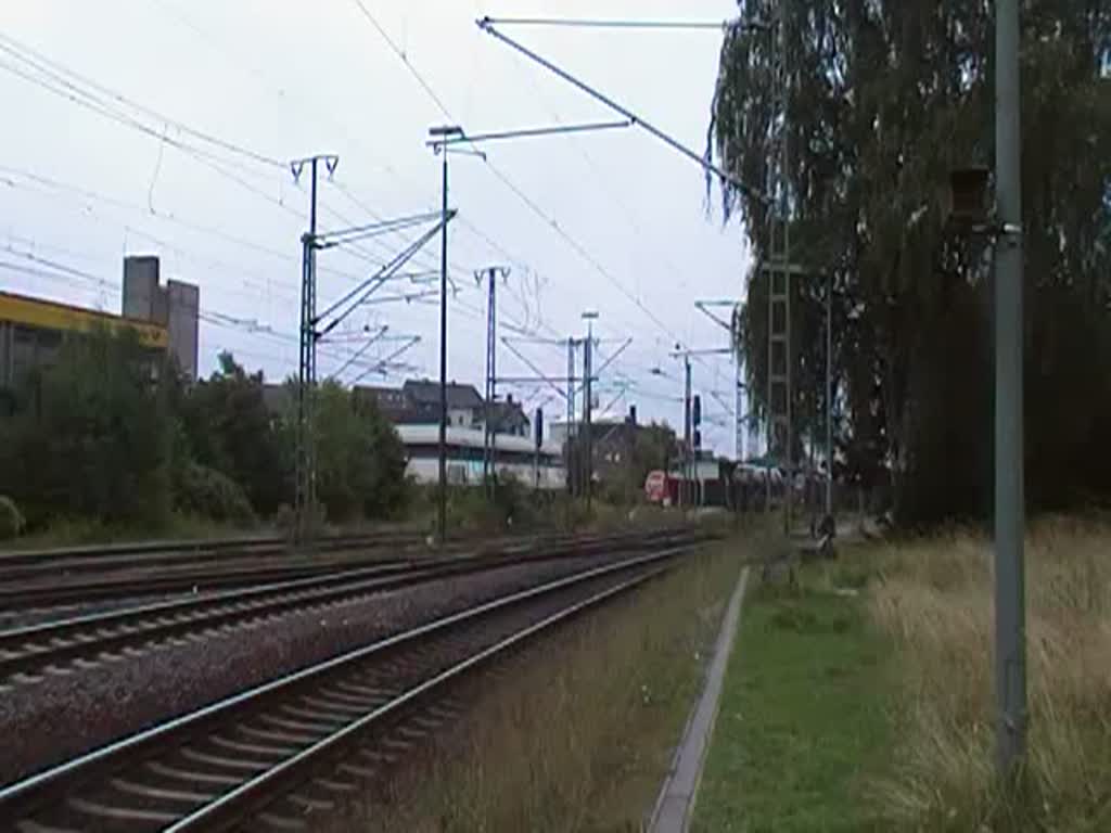 Rangierfahrt einer Diesellok der Baureihe 295 in Lehrte, am 12.08.2010