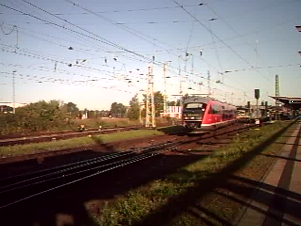 RB33359 von Rostock Hbf. nach Graal-Mritz bei Ausfahrt im Rostocker Hbf.(30.08.08) 