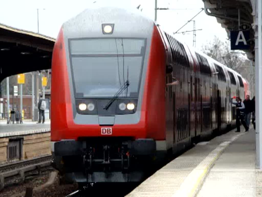 RE 1 nach Magdeburg Hauptbahnhof bei der Ausfahrt Berlin Wannsee. Aufgenommen am 29.03.08