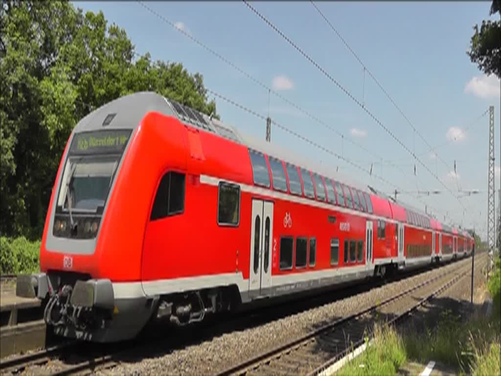 RE 6 mit 146 006 von Minden auf der Fahrt nach Düsseldorf hält am 9. Juli 2013 in Hamm-Heessen.