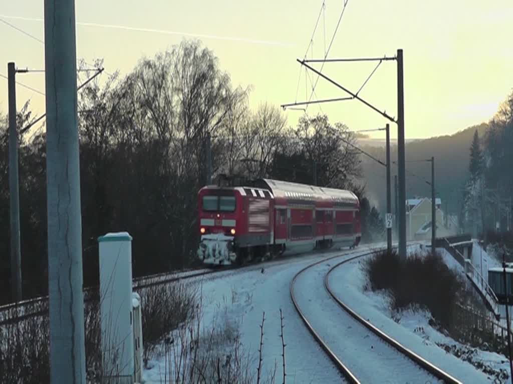 Regionalbahnen mit 143 zwischen Dresden und Chemnitz am 22. Januar 2016.