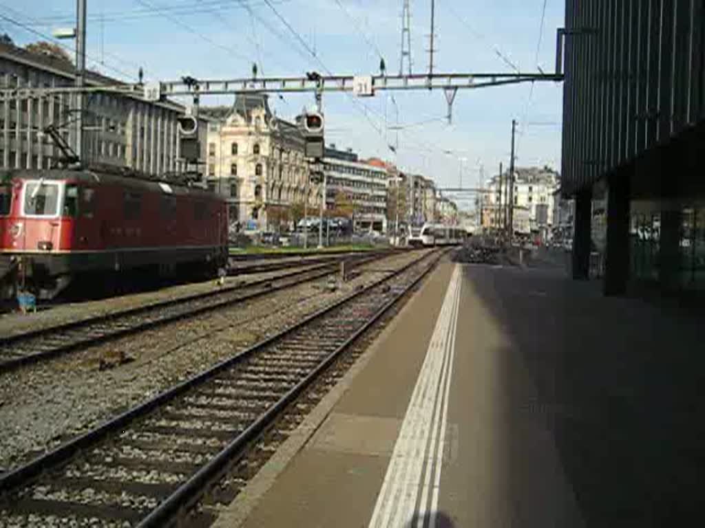 S-Bahn bei der Einfahrt in St. Gallen.