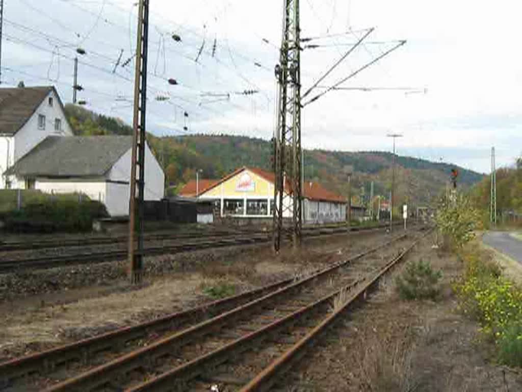 Solo - Durchfahrt der BR 212 249-7  Clrchen  der Lokomotion Richtung Sden durch Bad Hersfeld. 26.10.2008. Gru an den TF-Fhrer!