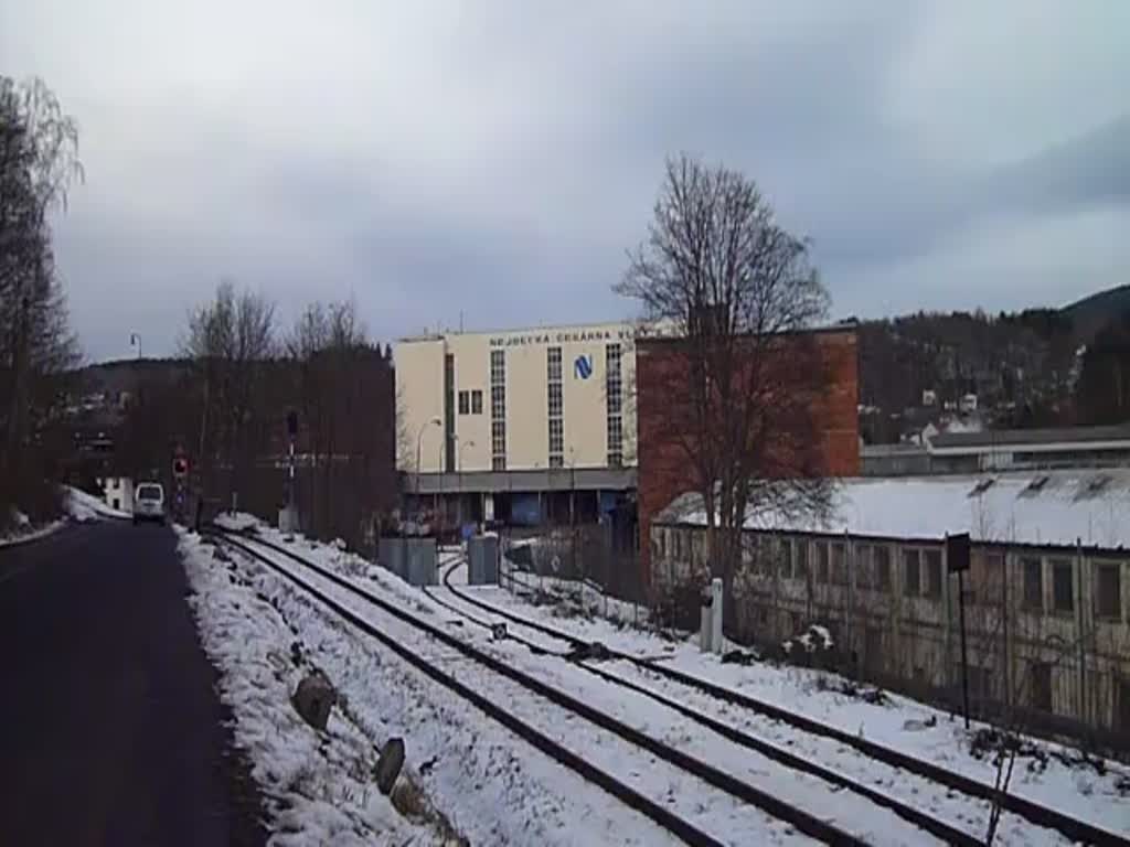 T 466 2201 ist am 08.02.14 bei der Ausfahrt in Nejdek zu sehen.