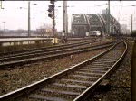406 056 der NS f�hrt in den K�lner Hbf ein.