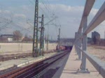 Der RE5 nach Stralsund mit Br 114 fhrt auf der Nord-Sd Fernbahn aus Berlin Hbf(tief) aus.