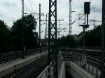 103 235-8 erreicht am 11.07.2009 mit einem TEE-Sonderzug nach Posen den Berliner Hbf auf Gleis 11.