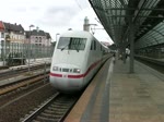 ICE 808 von Berlin Sdkreuz nach Hamburg-Altona fhrt hier ab aus Berlin Spandau.Aufgenommen am 14.08.2011 in Berlin
