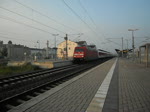101 052 verlässt am Morgen des 29.05.10 mit CNL 1259 den Bahnhof Bitterfeld.