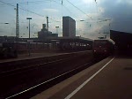 Die Unfallok 101 092 mit IC 2012 im Stand rechts, und 101 036 beim verlassen des Dortmunder Hbf am 04.07.2008 um 18:21 Uhr