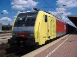 Der Saufzug, angefhrt von Siemens-Dispolok ES 64 F4-010(E189 910) bei der Ausfahrt aus Dortmund Hbf.(08.07.07)