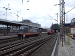 Seinen Endbahnhof erreicht hatte IC 2177 Warnemünde - Dresden Hbf, und fuhr in die Abstellung nach Dresden - Reick. Aufnahme vom 25.12.2020 Dresden Hauptbahnhof Gleis 4. 